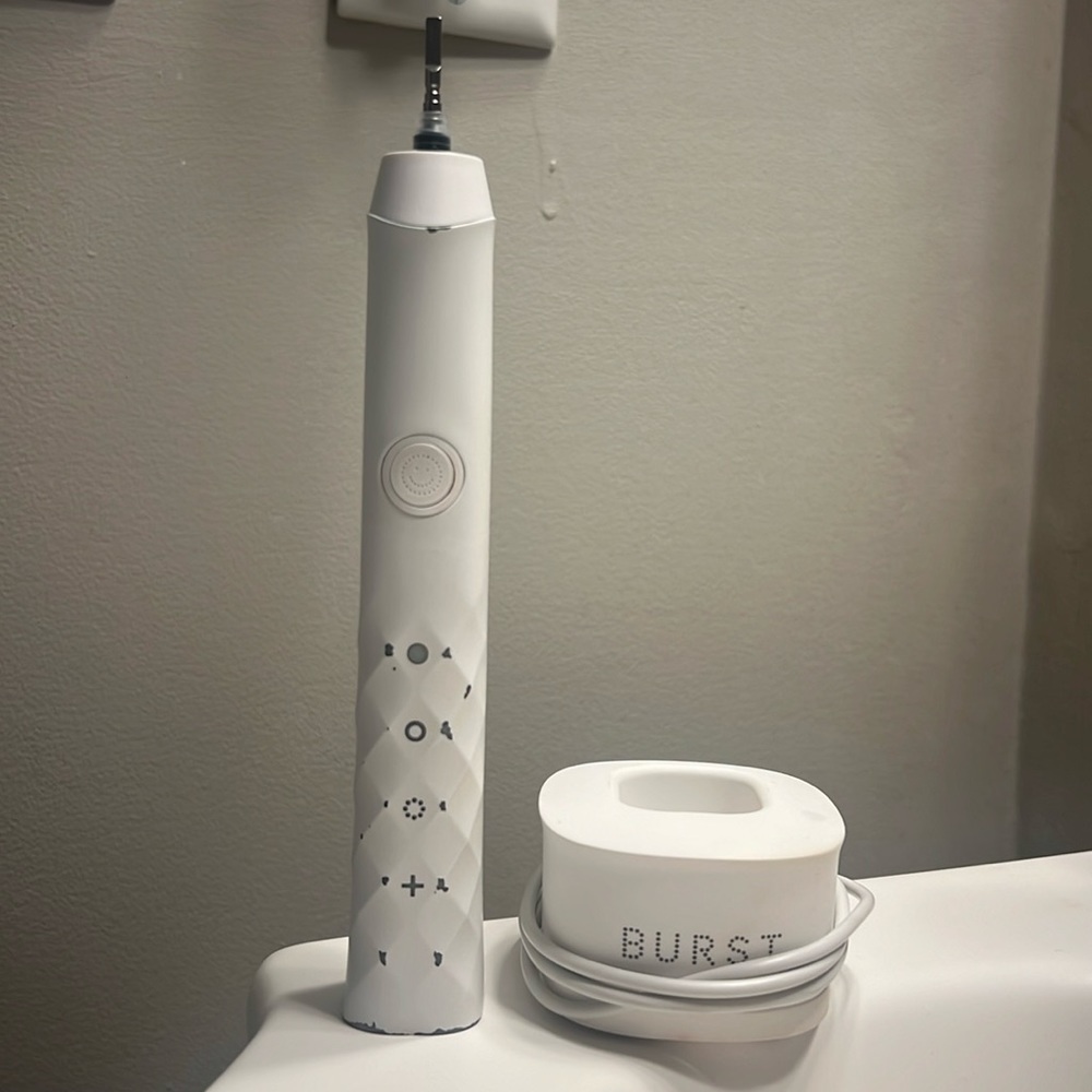 Burst Oral Care Electric Toothbrush Base and Charger
